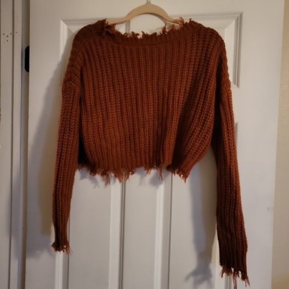Rust colored cropped knit sweater with tassel detail M - Picture 1 of 4